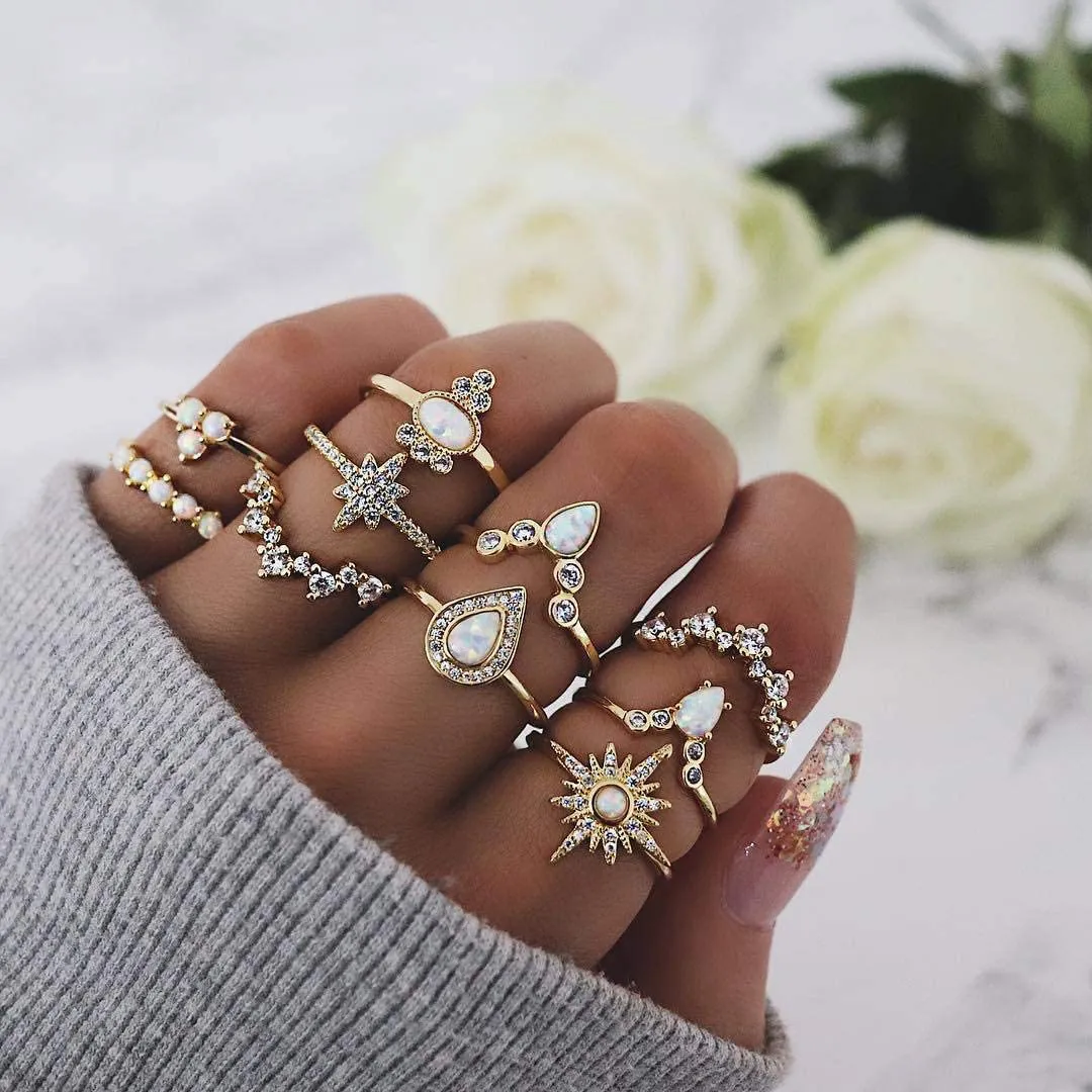 CSIYAN 6-16 PCS Knuckle Stacking Rings for Women Teen Girls,Boho Vintage Finger Rings Stackable Gold Silver Midi Rings Set Multiple Rings Pack Size 5-10